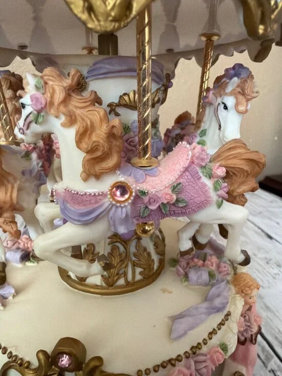 RARE San Francisco Music Box Dual Counter Rotating Angel 3-Horse Carousel - Picture 5 of 10